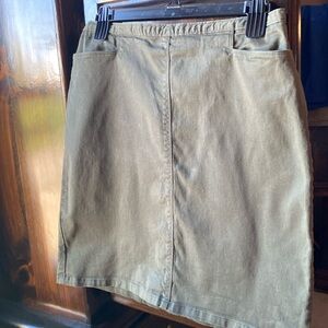 Army, green  demin size 10 petites skirt with pockets